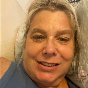 Meet your Posher, Debra